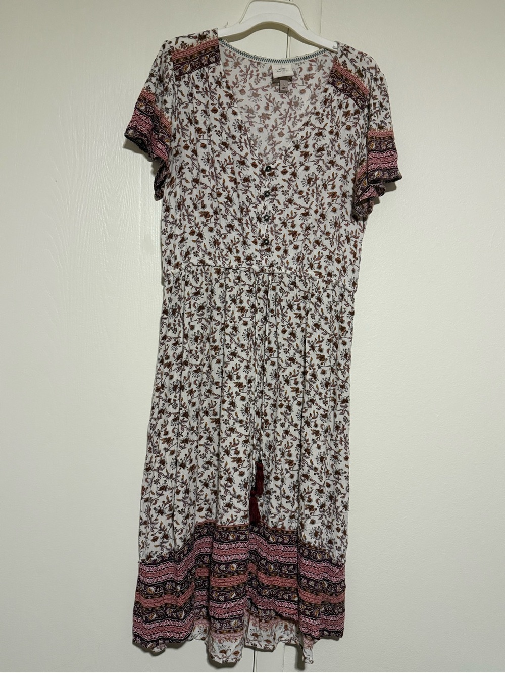 Knox Rose Boho Floral Midi Dress V-Neck Tassel Accent / Large